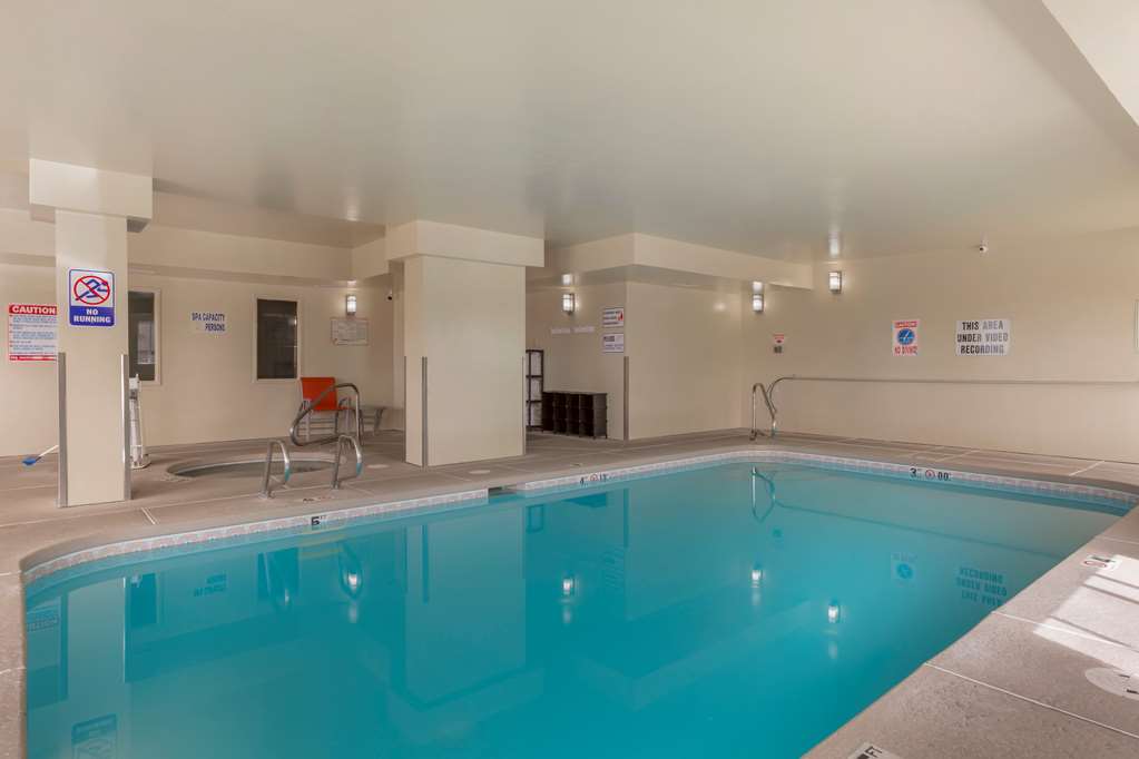 Best Western Plus The Four Corners Inn - photo 40