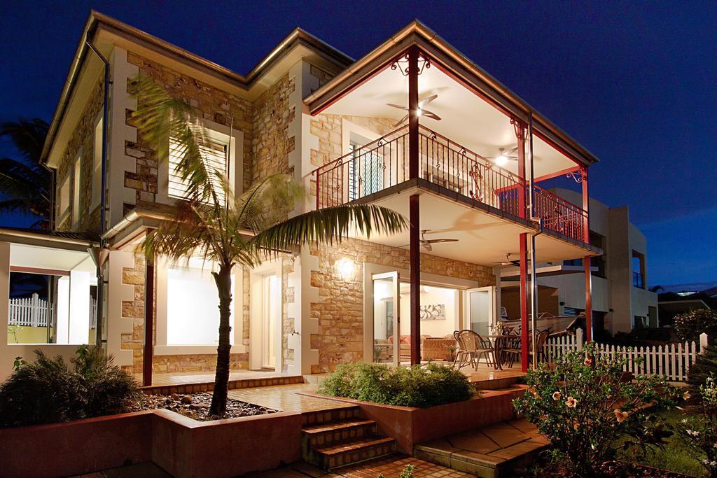 La Marina Waterfront Villa — 4-Star Luxury Hotel in Darwin, Australia