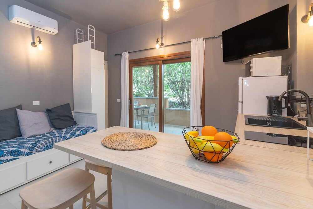 White Sand House — 4-Star Luxury Hotel in Olbia, Italy