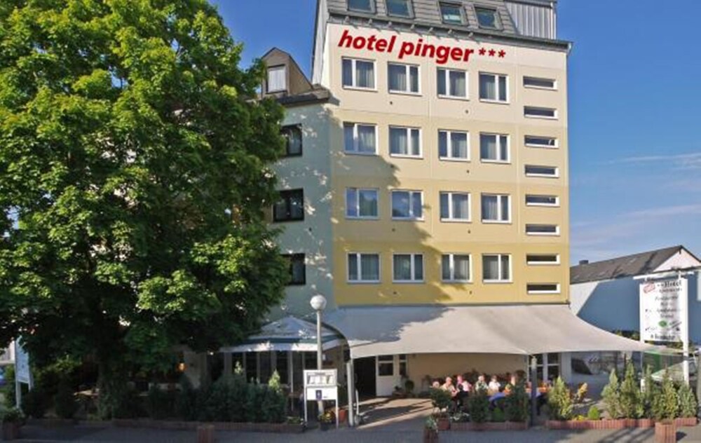 Rhineland Holiday Pinger Hotels — hotel in Remagen