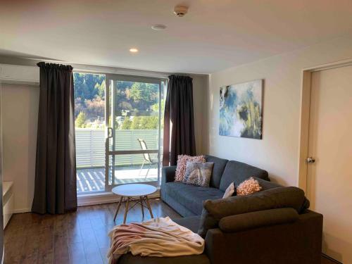 Queenstown Central Apartment — 4-Star Luxury Hotel in Queenstown, New Zealand