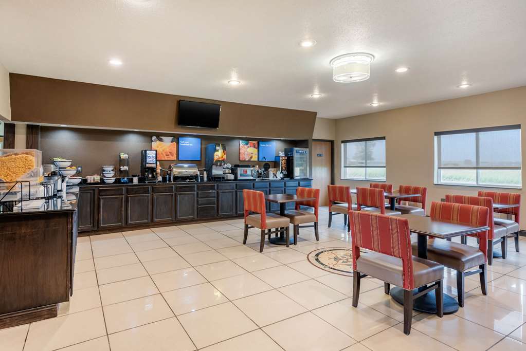 Comfort Inn Warren I 69 - photo 32