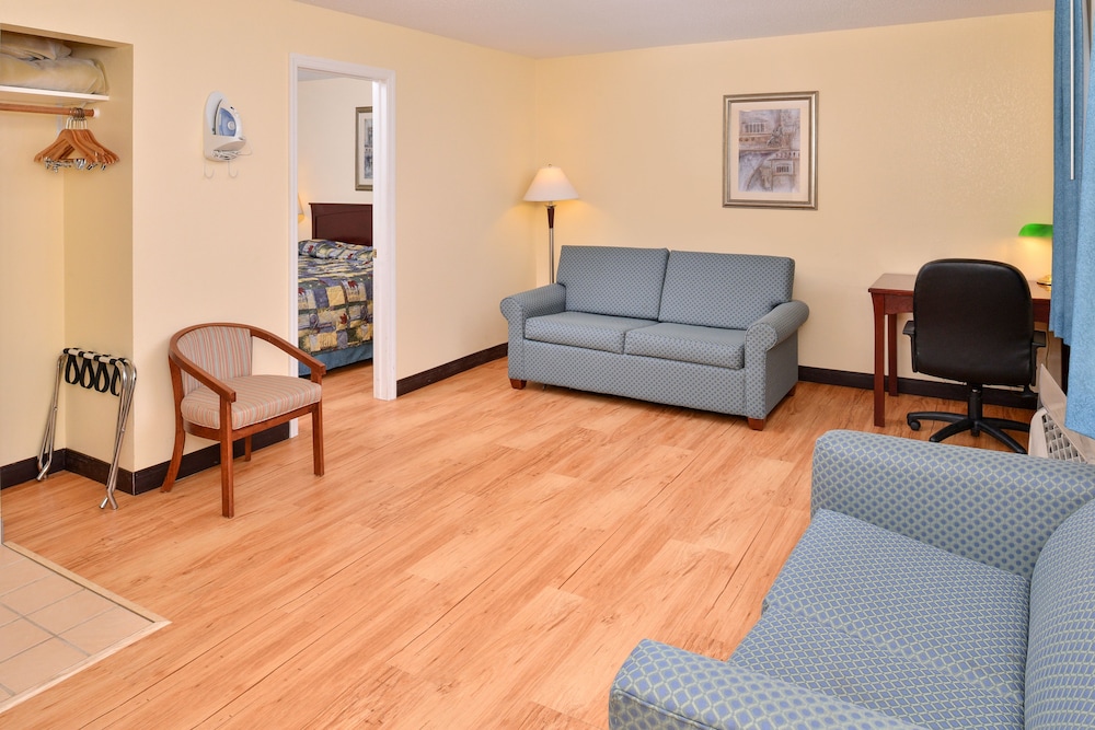 Tower Inn And Suites Of Guilford Madison - photo 6