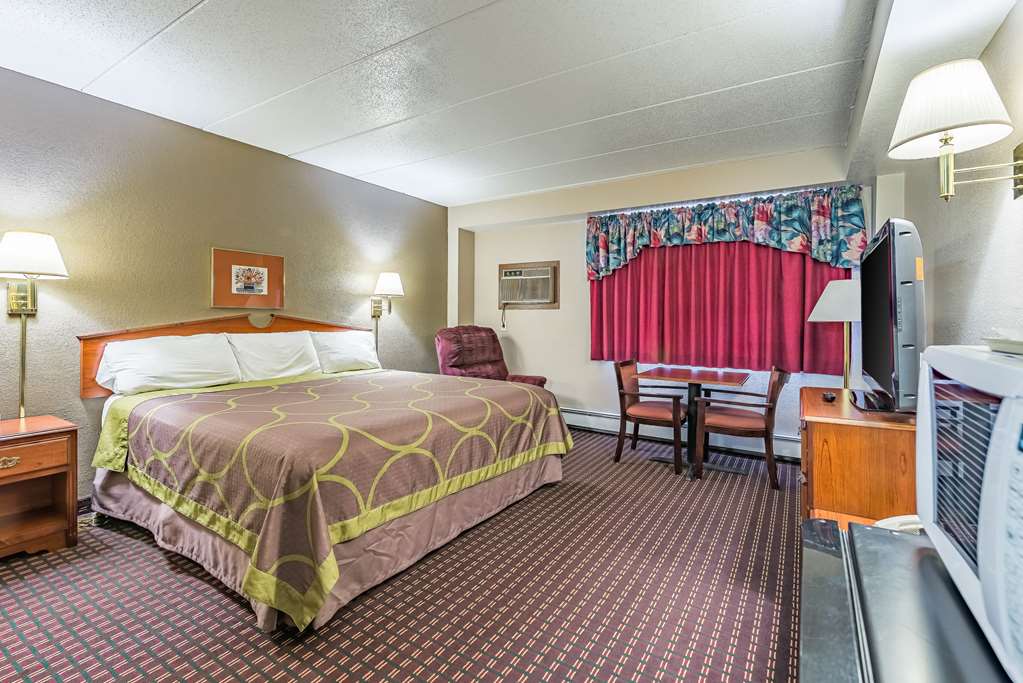 Rodeway Inn Saint Joseph - photo 12
