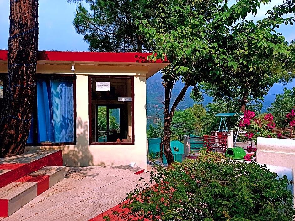 Kasauli Inn - last minute hotel in Kasauli