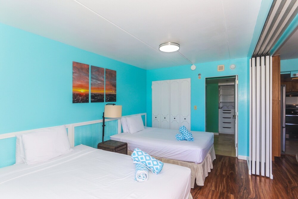 Ilikai Tower 1934 Condo with Fully Equipped Kitchen Great for longer stays by RedAwning - photo 9