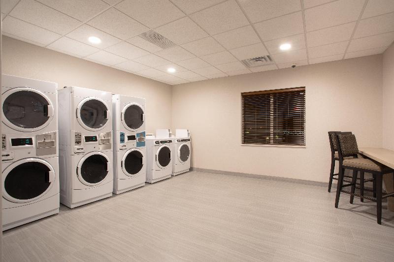 Staybridge Suites Sioux Falls Southwest by IHG - photo 7