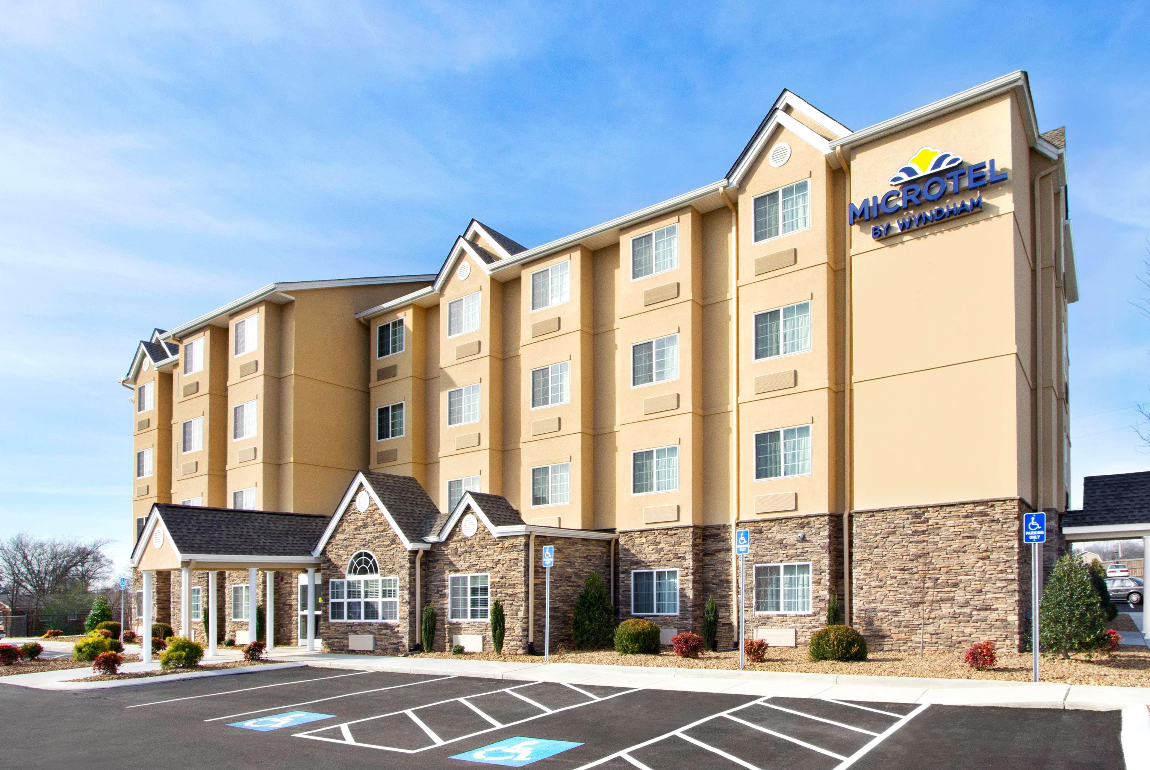 Microtel Inn & Suites by Wyndham Shelbyville - photo 15