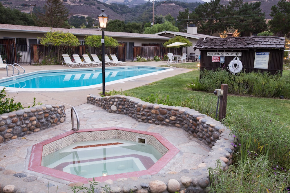 Contenta Inn - photo 30