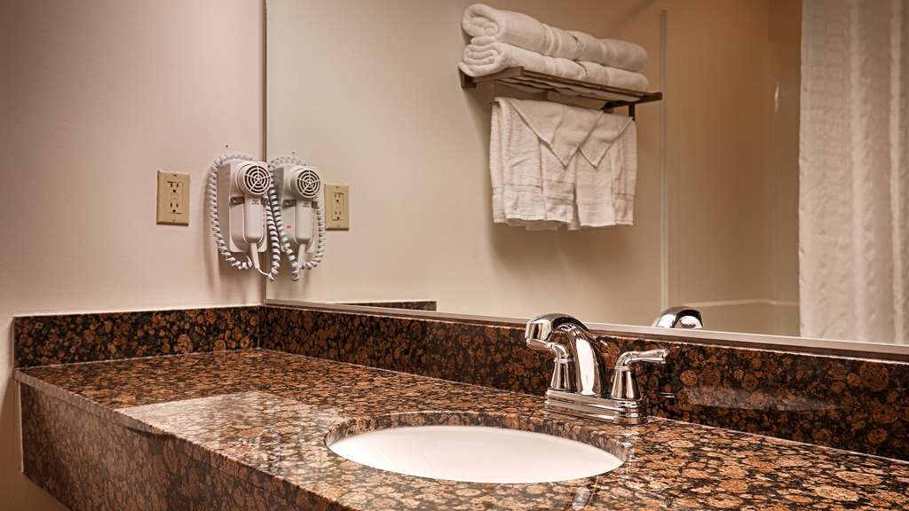 Best Western Gas City - photo 25