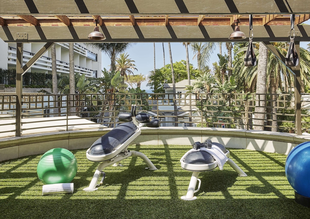 Fairmont Miramar Hotel - photo 81