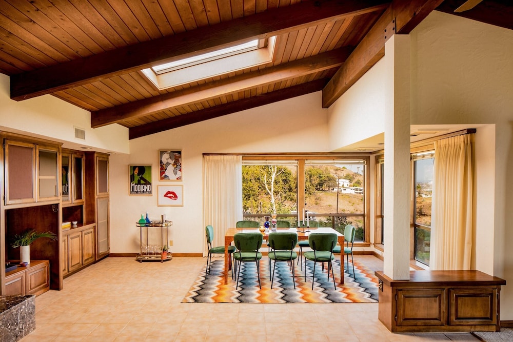 Cliffridge by Avantstay Lush Malibu Hills Estate w Breathtaking Ocean Views - photo 5