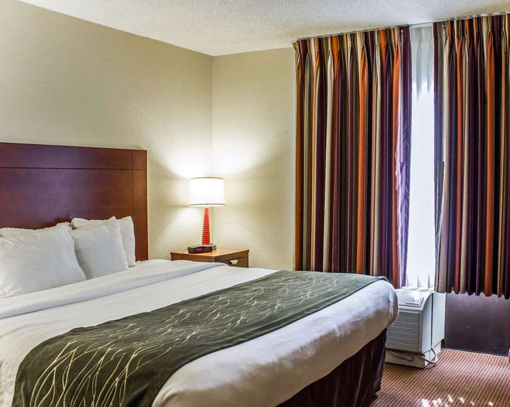 Comfort Inn Fayetteville near Fort Bragg - photo 18