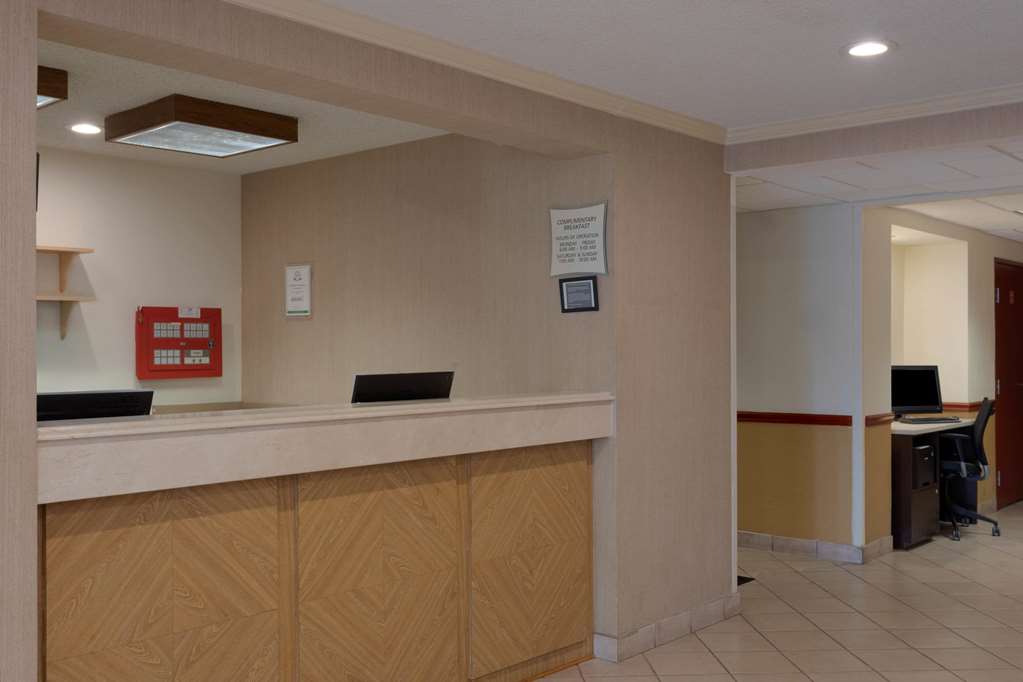 La Quinta Inn & Suites by Wyndham Jacksonville Mandarin - featured photo
