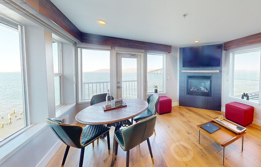 Cannery Pier Hotel & Spa - photo 58