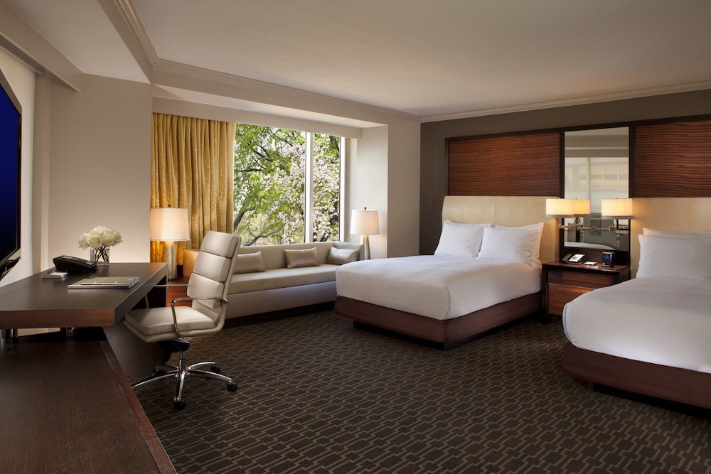 Hilton McLean Tysons Corner - photo 7