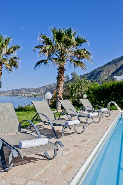 Kallinousa Beach Villa — 4-Star Luxury Hotel in Paphos, Cyprus