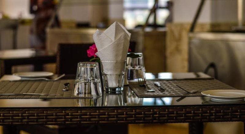 Emeli Suites