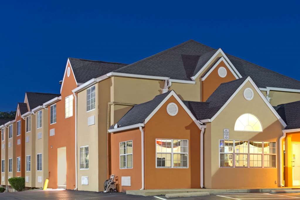 Microtel Inn by Wyndham Murfreesboro in Murfreesboro, United States