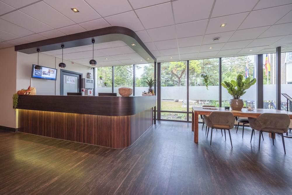 Fletcher Hotel Restaurant De Eese Giethoorn — 4-Star Luxury Hotel in Steenwijk, Netherlands