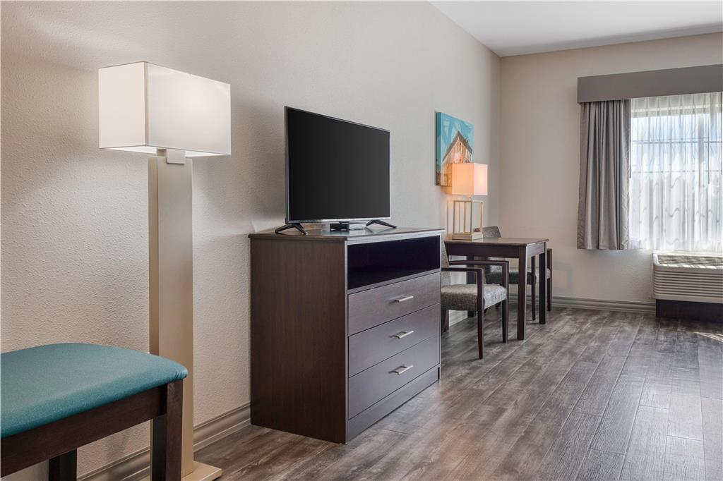 Best Western Plus Saint Peter - photo 37