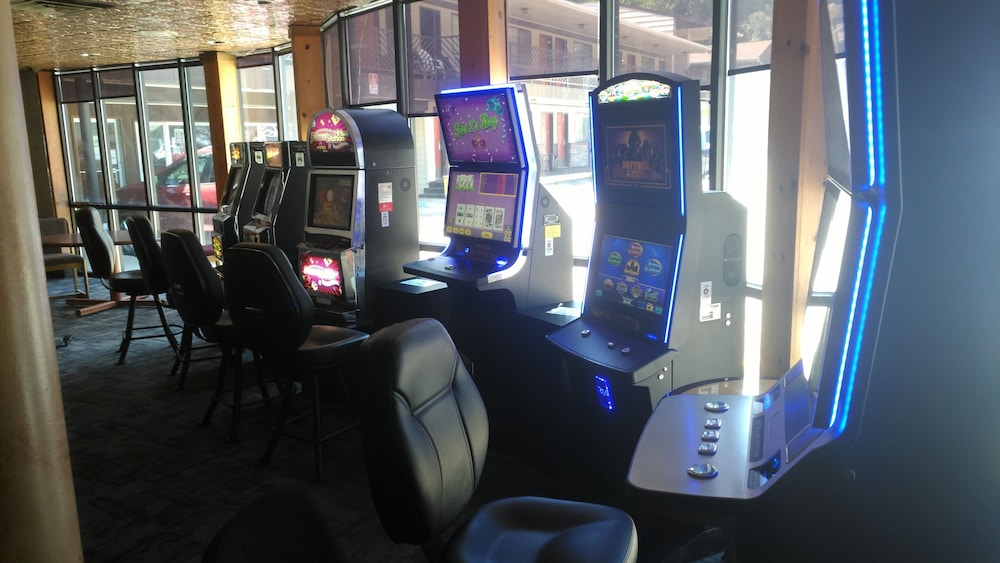 Deadwood Miners Hotel - photo 20