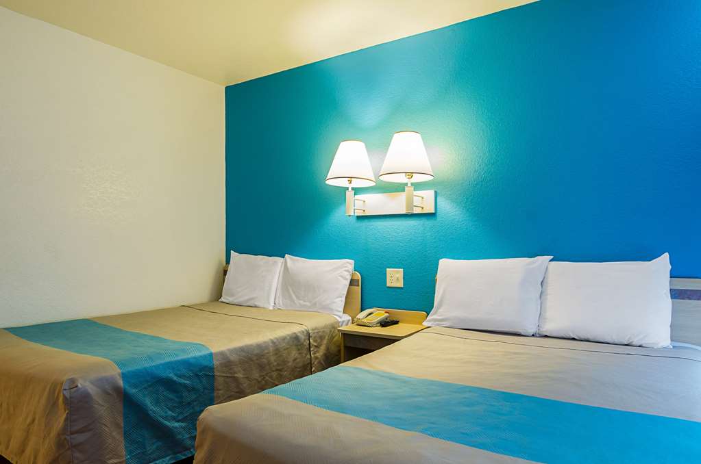 Motel 6 Mitchell SD - photo 6