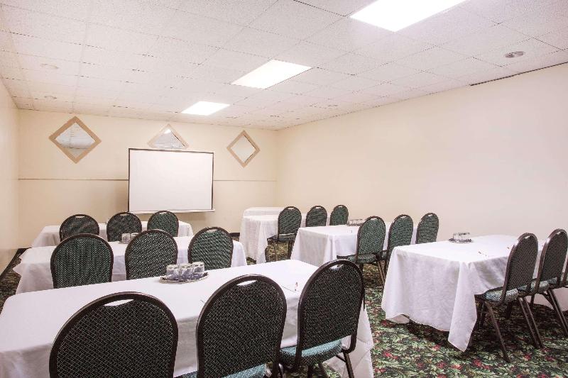 Ramada by Wyndham & Suites Warner Robins - photo 48