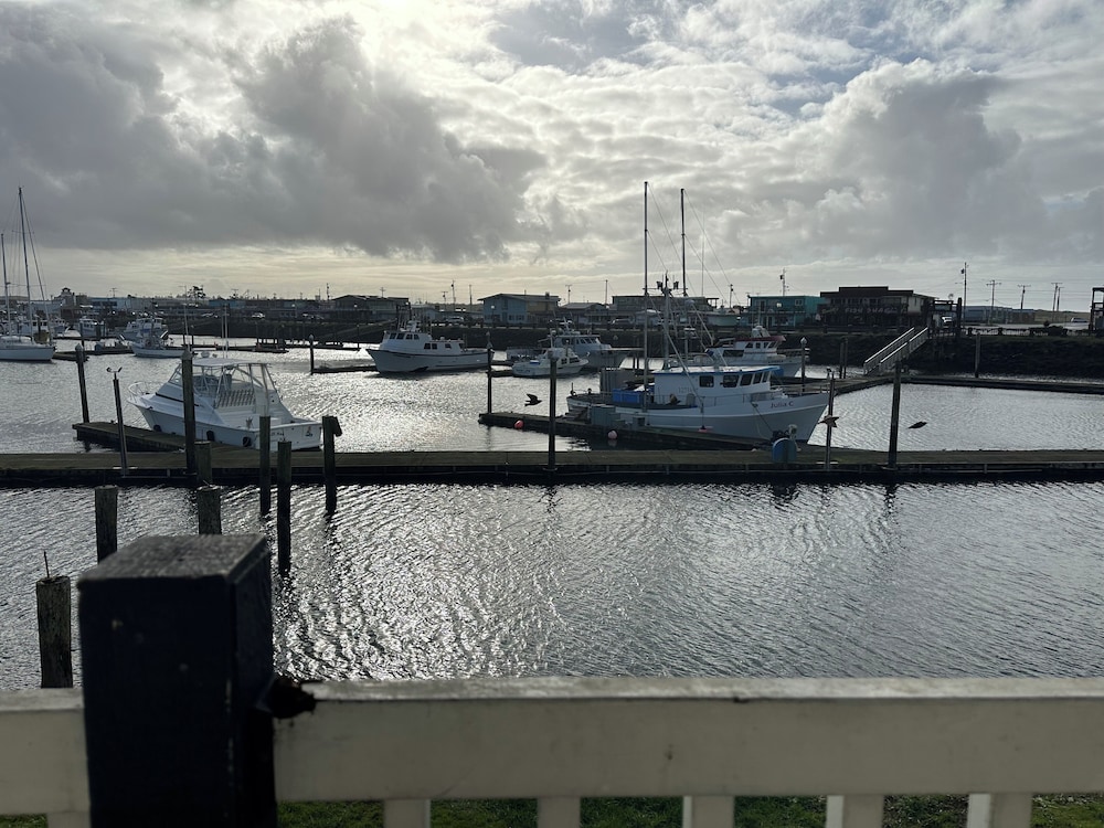 Westport Marina Cottages - photo 70