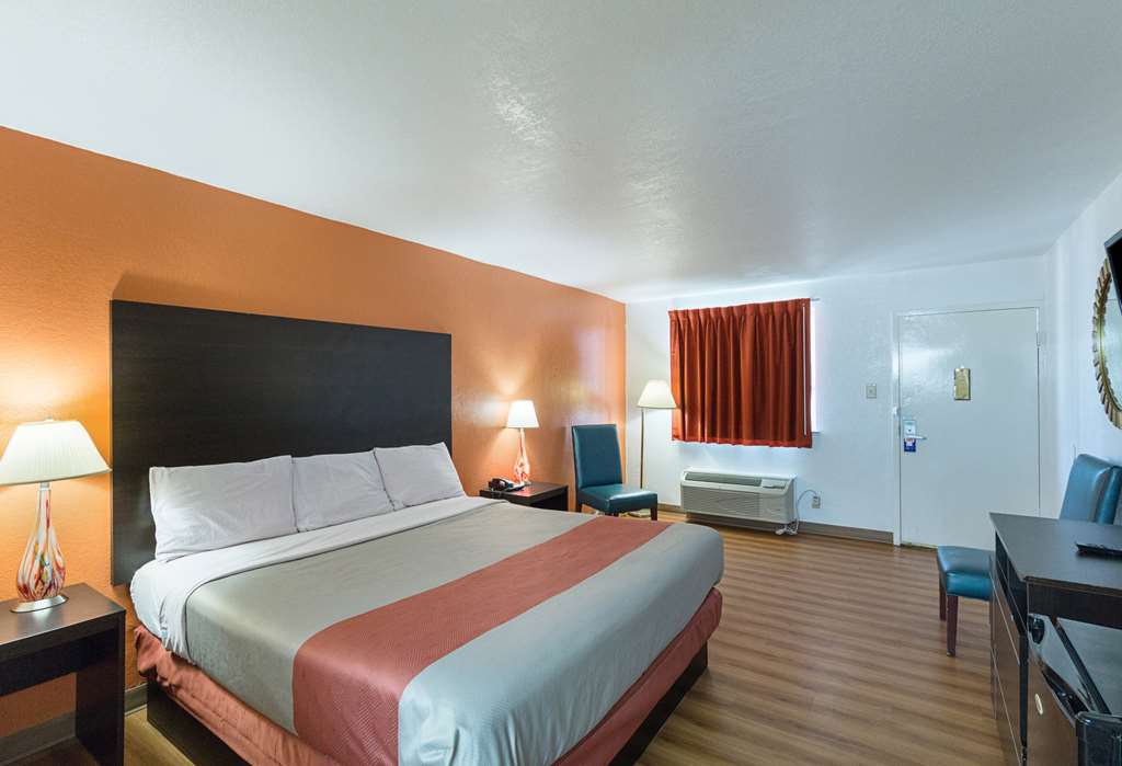 Motel 6 San Antonio TX I10 West - photo 21