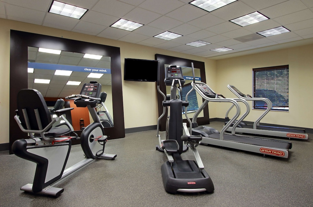 Hampton Inn Winfield - photo 25