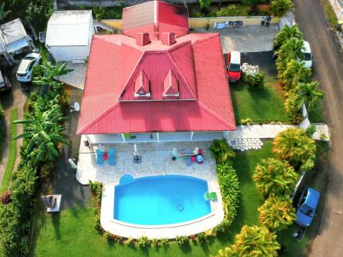 Appartement cosy à Sainte Rose 50 m Piscine partagée — 4-Star Luxury Hotel in Sainte-Rose, Guadeloupe