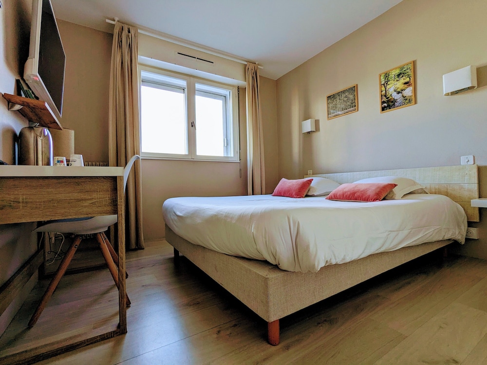Fuzei Hôtel — hotel in Lanester