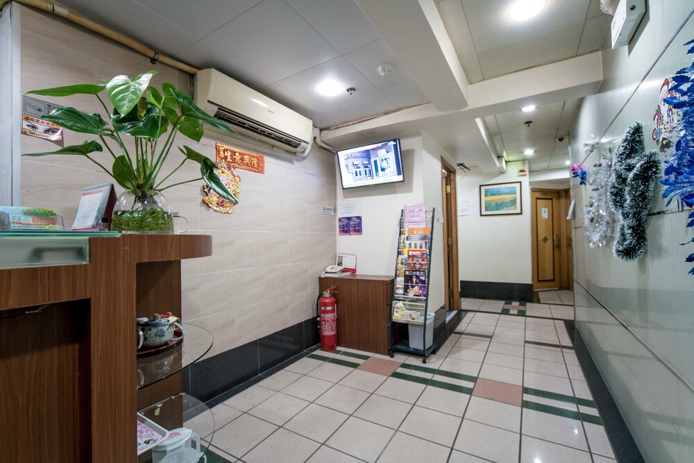 Granduer Holiday Hotel in Kowloon, Hong Kong