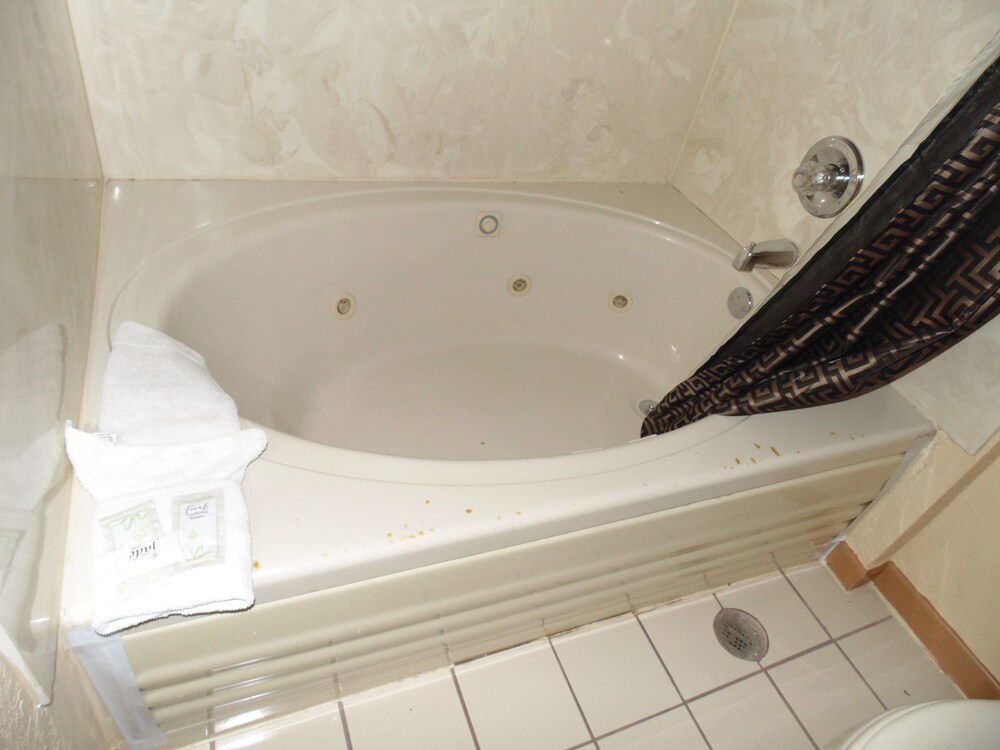 First Western Inn - photo 33