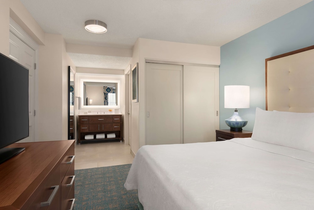 Homewood Suites by Hilton Fort Myers - photo 13