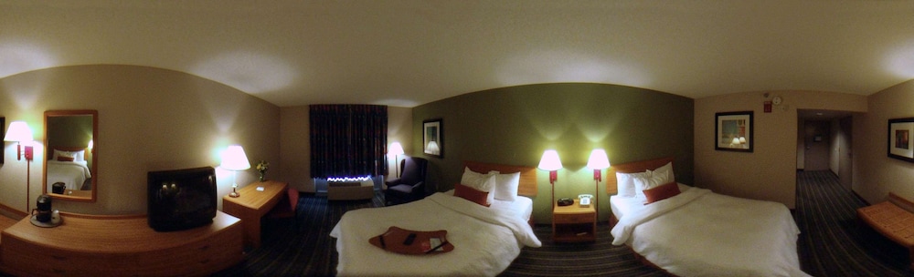 Hampton Inn Brooksville Dade - photo 30