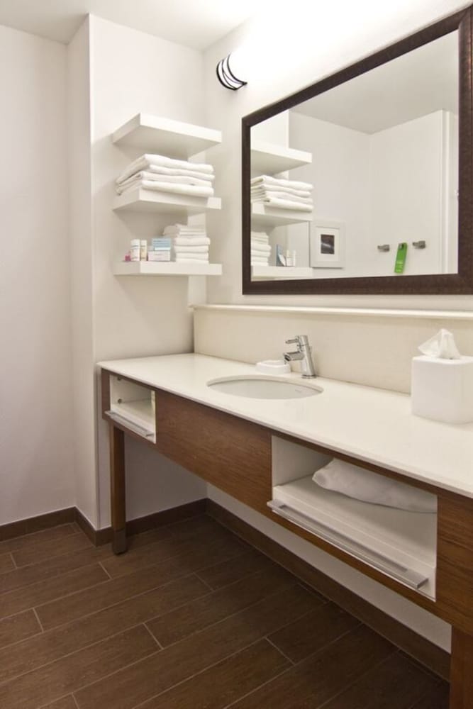 Hampton Inn & Suites Chillicothe - photo 49