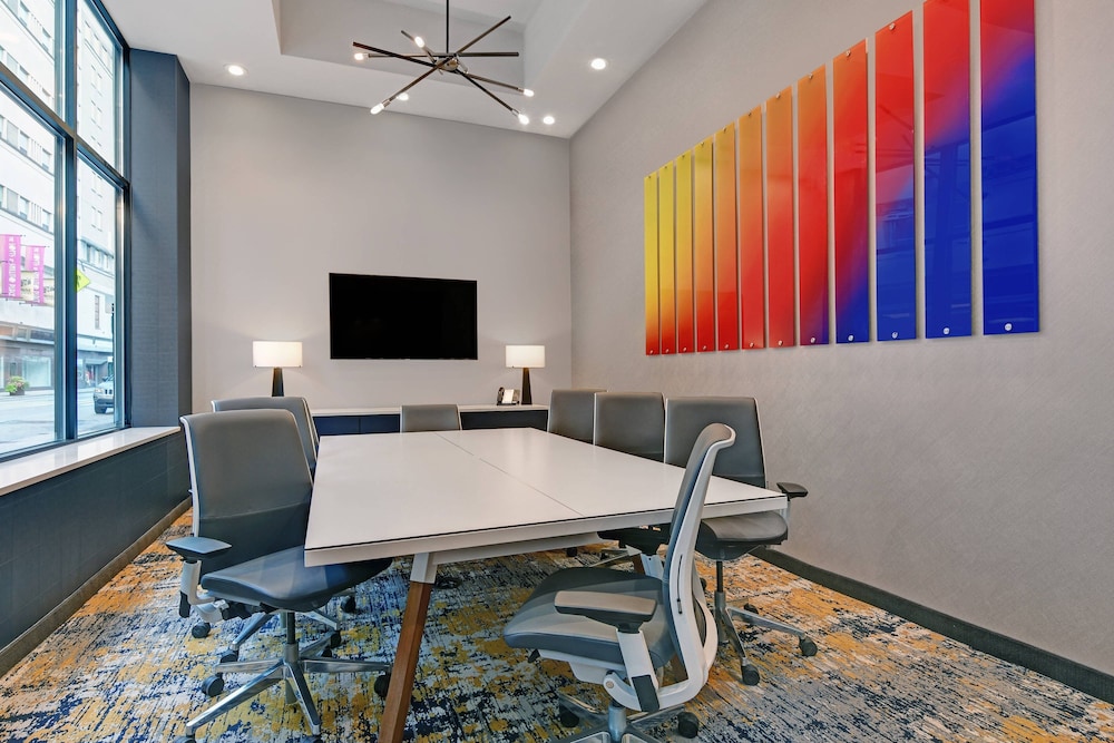 TownePlace Suites by Marriott Cincinnati Downtown - photo 37