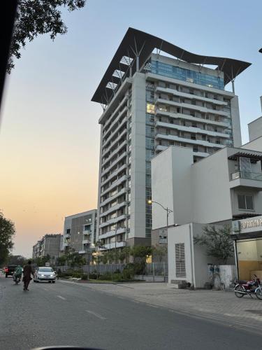 Penta Square Executive Serviced Apartments DHA Lahore — 4-Star Luxury Hotel in Lahore, Pakistan