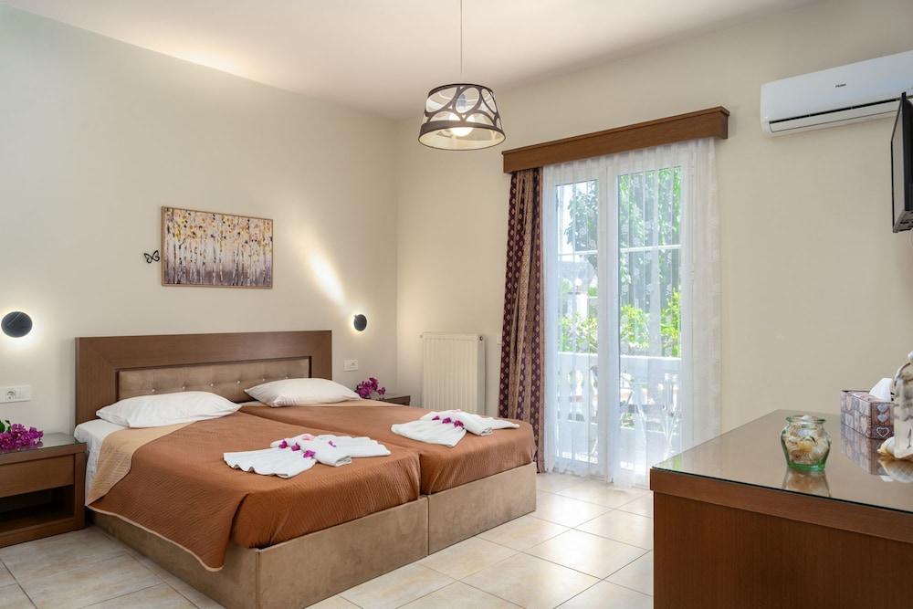 Stathis Rooms — Zakynthos — photo 3