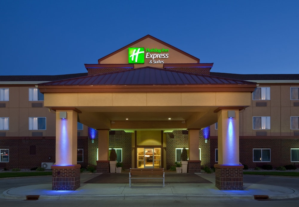 Holiday Inn Express & Suites Aberdeen by IHG - photo 51