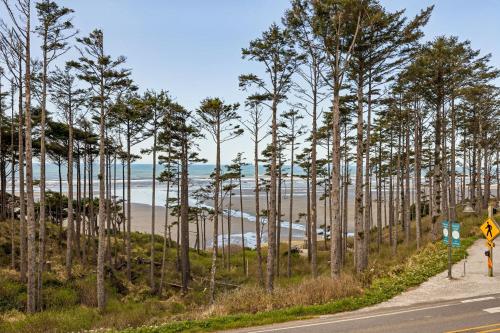 King Tide by Seabrook Hospitality in Huntington Beach, United States