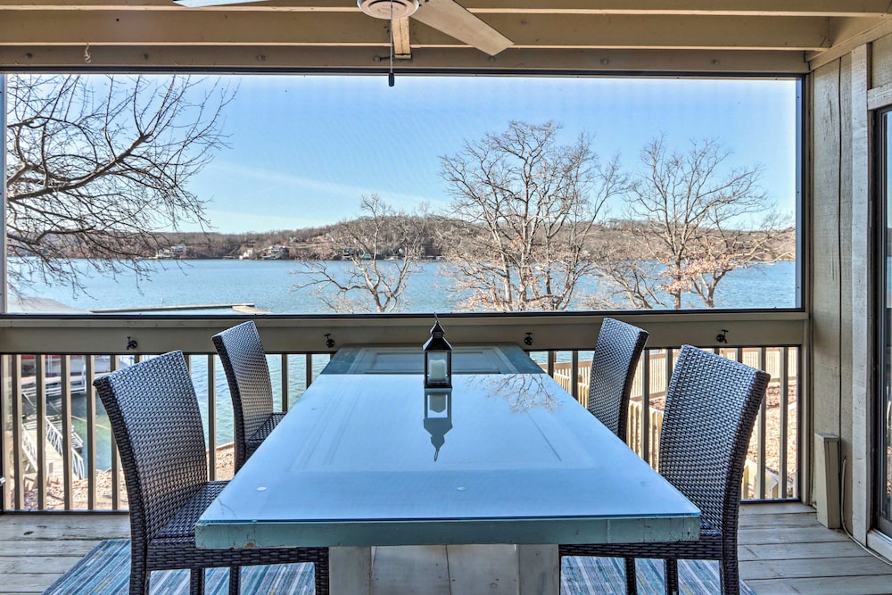 Scenic Convenient Lake of the Ozarks Resort Condo — hotel in Osage Beach