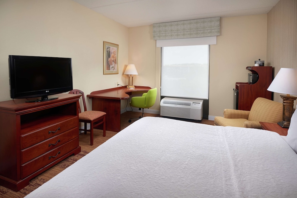 Hampton Inn Shrewsbury - photo 6