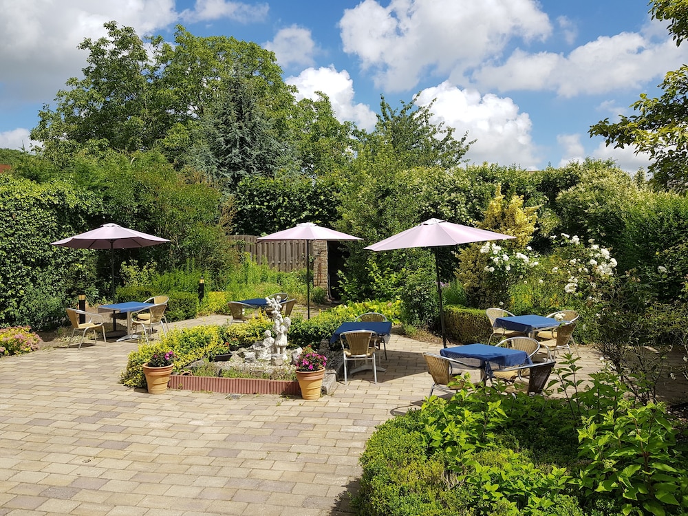 Hotel le Provencal - carbon neutral hotel in Sluis