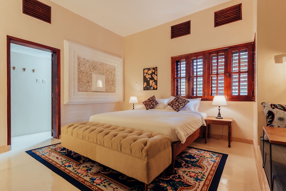 Yushili Hotel & Restaurant in Kampala, Republic of Uganda