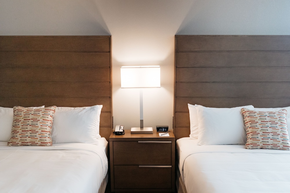 Revel Hotel Des Moines Urbandale Tapestry Collection by Hilton - photo 29