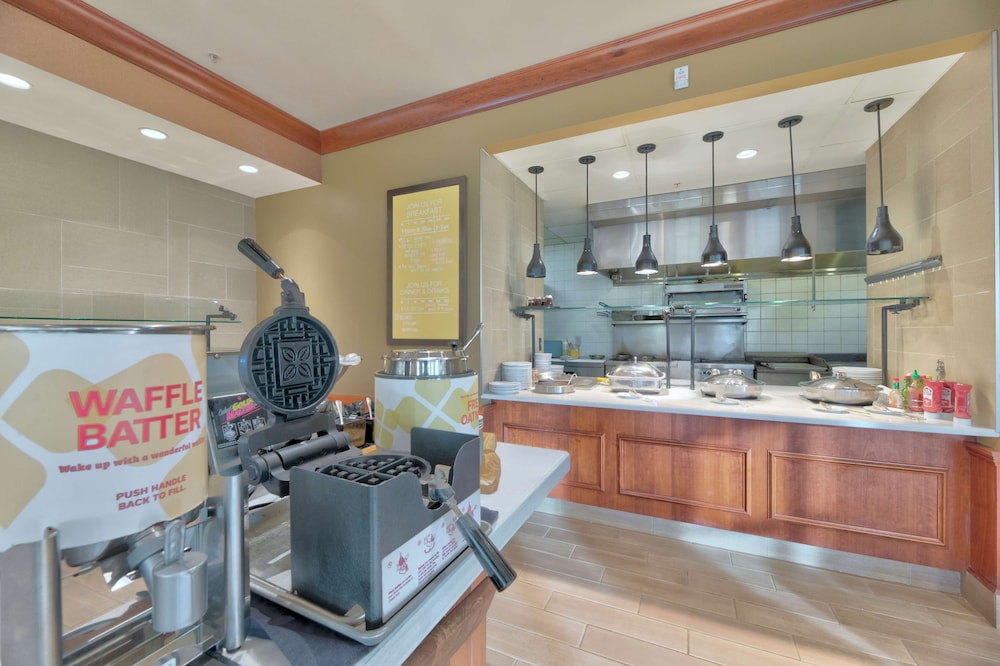 Hilton Garden Inn Laramie - photo 46