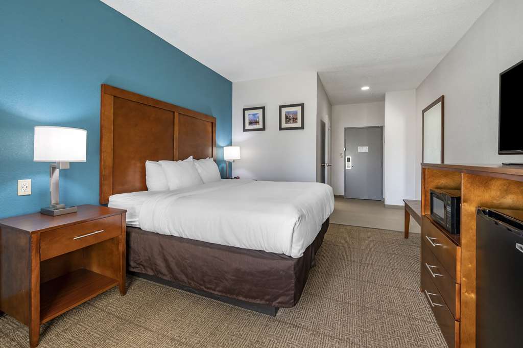 Comfort Inn Plainfield Indianapolis Airport - photo 9